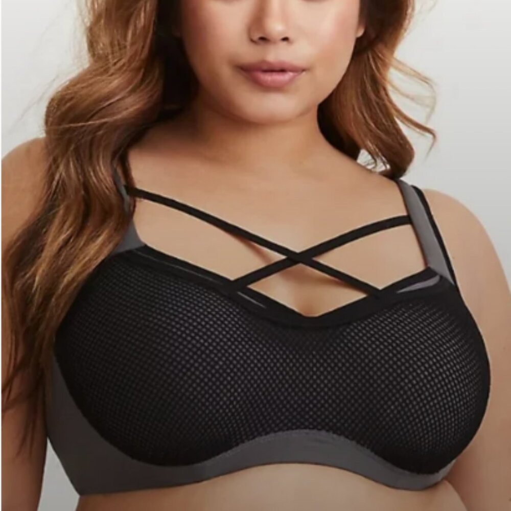 Torrid 40DD Strappy Mesh Underwire‎ Sports Bra Fishnet Overlay Gray Black